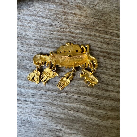 Vintage JJ Noahs Ark Gold-Tone Brooch With Animal Charms - Picture 3 of 6